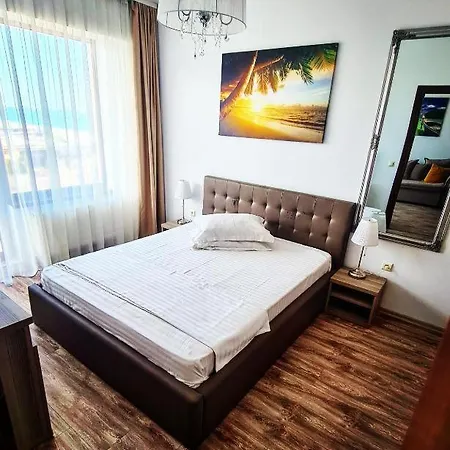 Seaview Cancun Summerland Mamaia